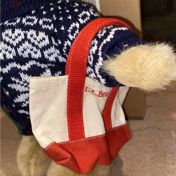 LL BEAN ELLIE BEAR CHRISTMAS PERFECT - Picture 4 of 5